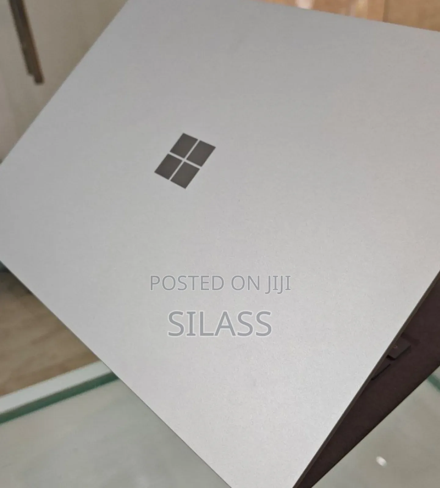 New Laptop Microsoft Surface 16GB Intel Core I7 SSD 512GB