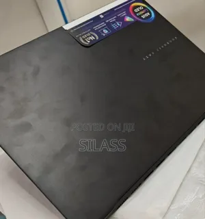 New Laptop Asus VivoBook 15 X505BA 16GB Intel Core I9 SSD 1T