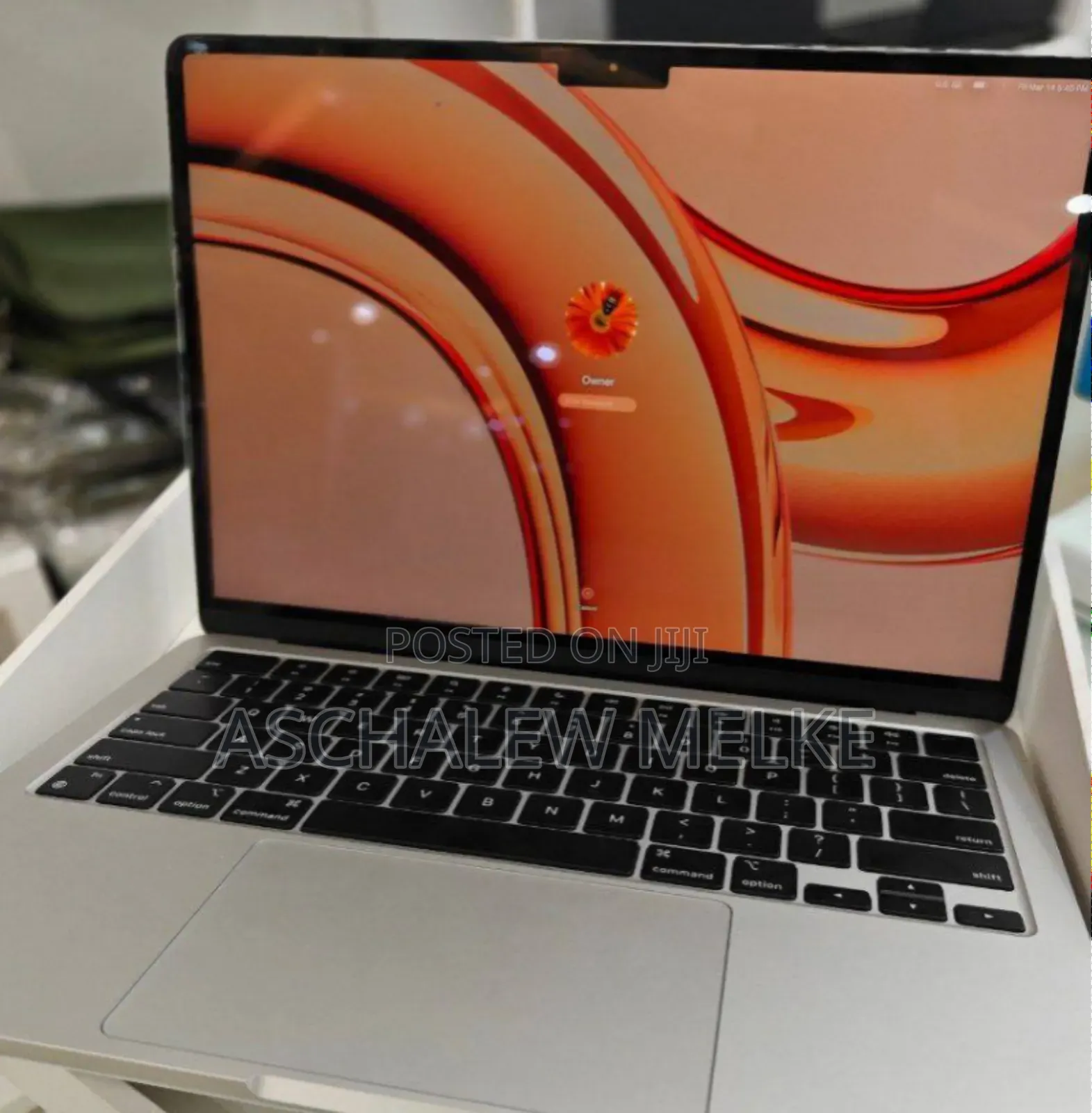 New Laptop Apple MacBook Air 2022 M2 8GB Apple M2 SSD 256GB
