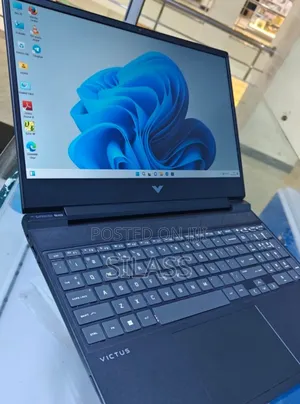 New Laptop HP Victus 16 16GB Intel Core I7 SSD 1T