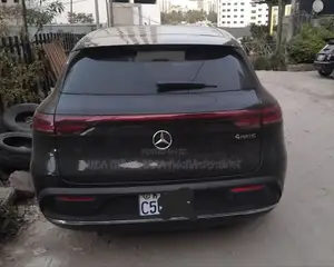 New Mercedes-Benz EQC EQC400 4MATIC 2023 Black