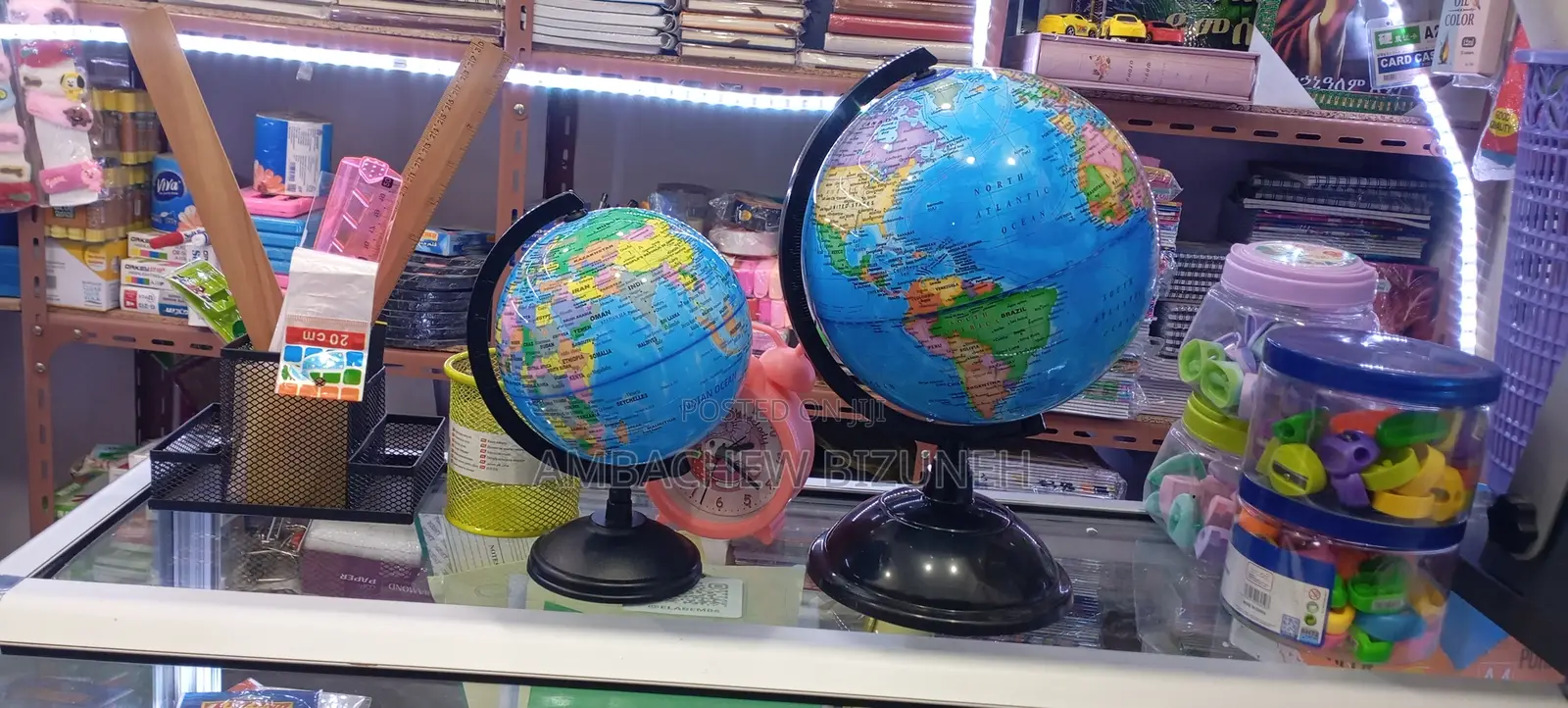 Globe 360° Rotating Interactive Globe