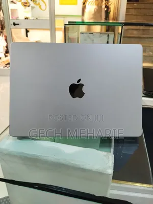 Photo - New Laptop Apple MacBook Pro M1 16GB Apple M1 Pro SSD 1T