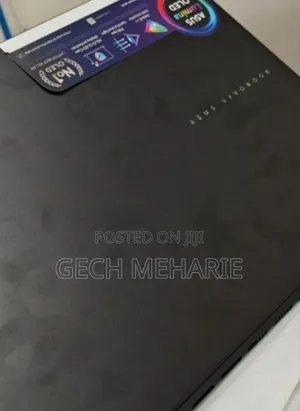 New Laptop Asus VivoBook 15 X505BA 16GB Intel Core I9 SSD 1T