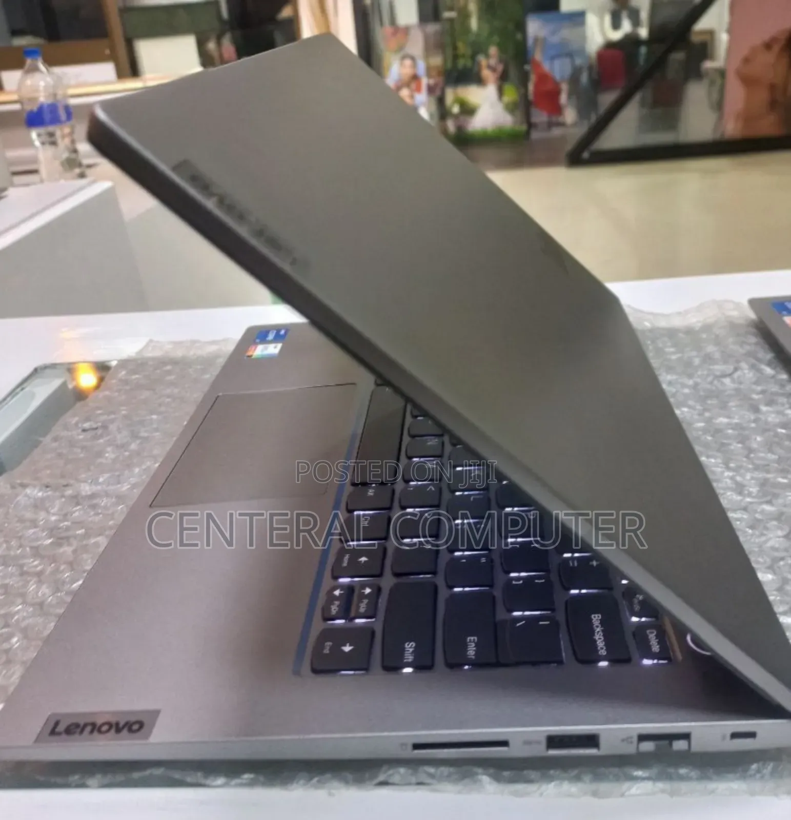 New Laptop Lenovo ThinkPad X390 16GB Intel Core I7 SSD 512GB