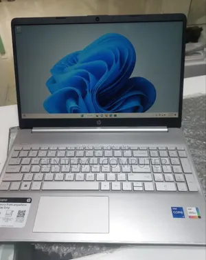 Photo - New Laptop HP Stream 14 16GB Intel Core I7 SSD 512GB
