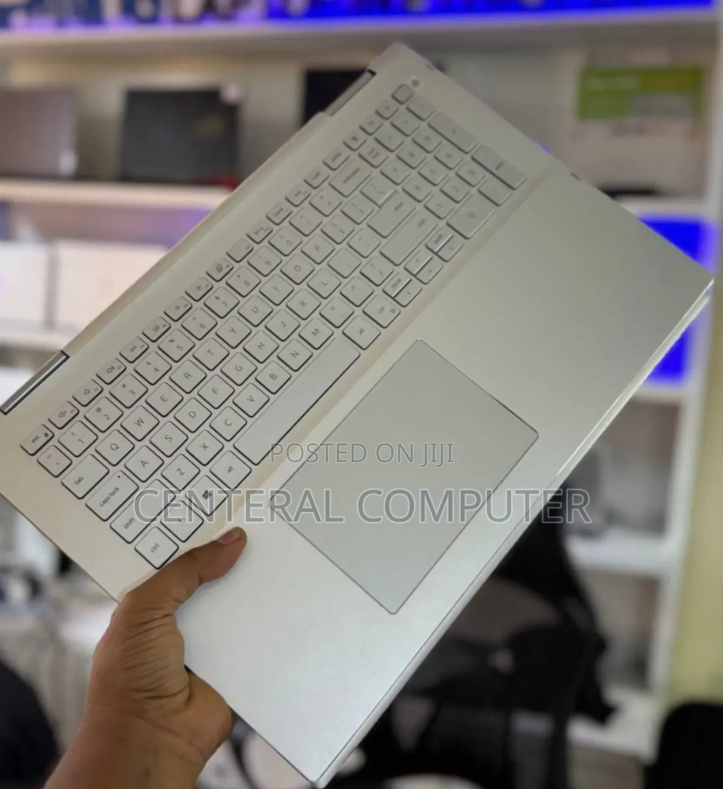 New Laptop Dell Inspiron 13 7373 18GB Intel Core I7 SSD 1T