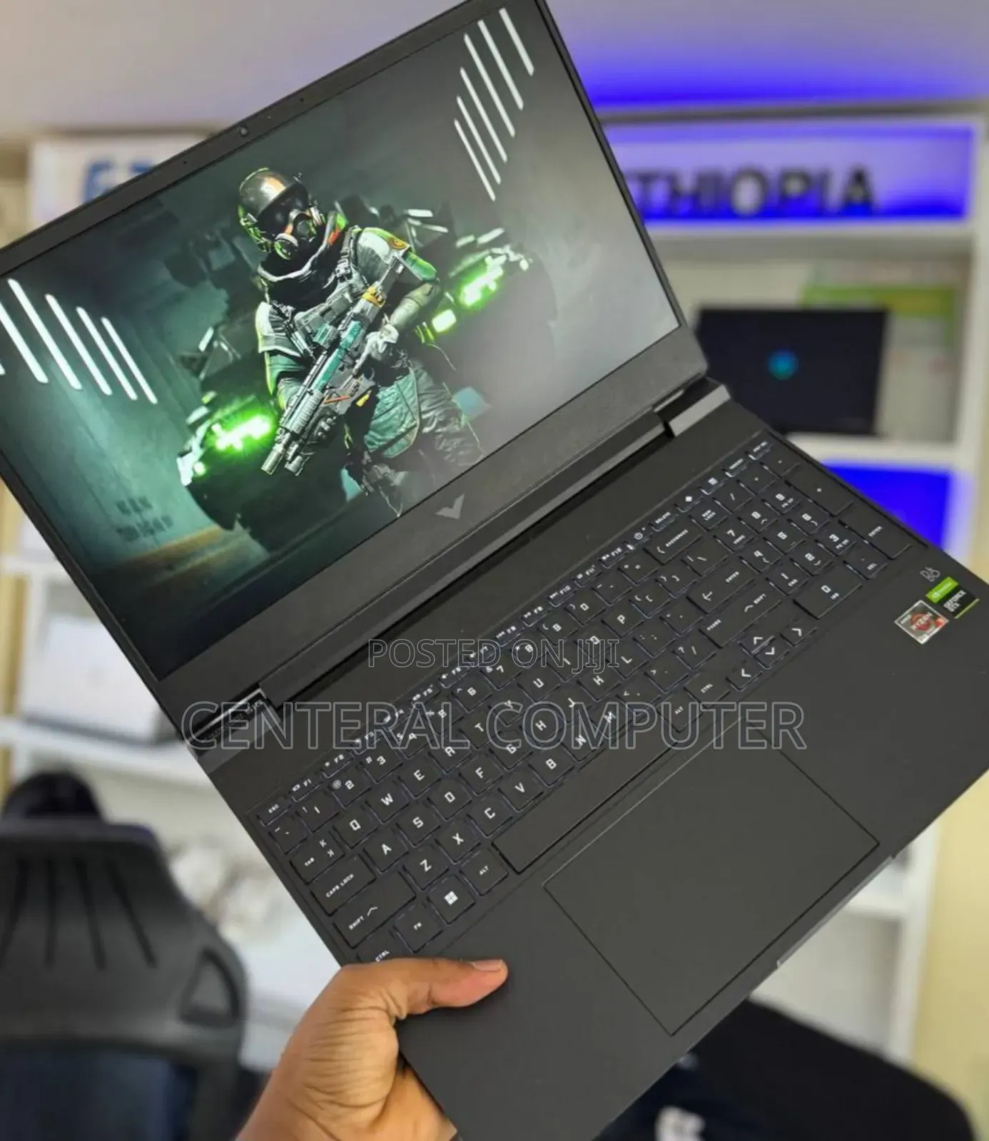 New Laptop HP Victus 16 16GB AMD Ryzen 7 SSD 1T