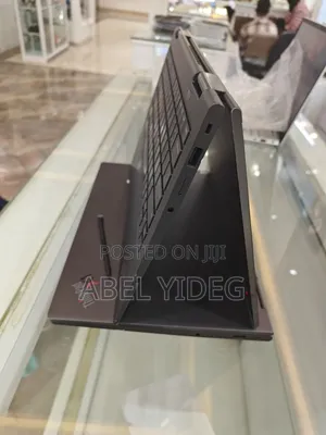 Photo - New Laptop Lenovo Thinkpad X1 Yoga 32GB Intel Core I7 SSD 512GB