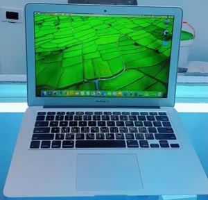 New Laptop Apple MacBook 2014 4GB Intel Core I5 SSD 128GB