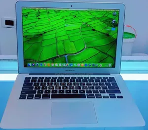 New Laptop Apple MacBook 2014 4GB Intel Core I5 SSD 128GB