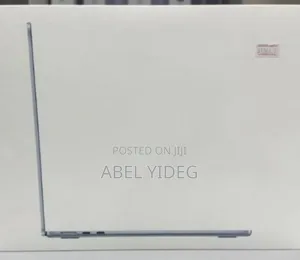 New Laptop Apple MacBook Air 16GB Apple M4 SSD 256GB