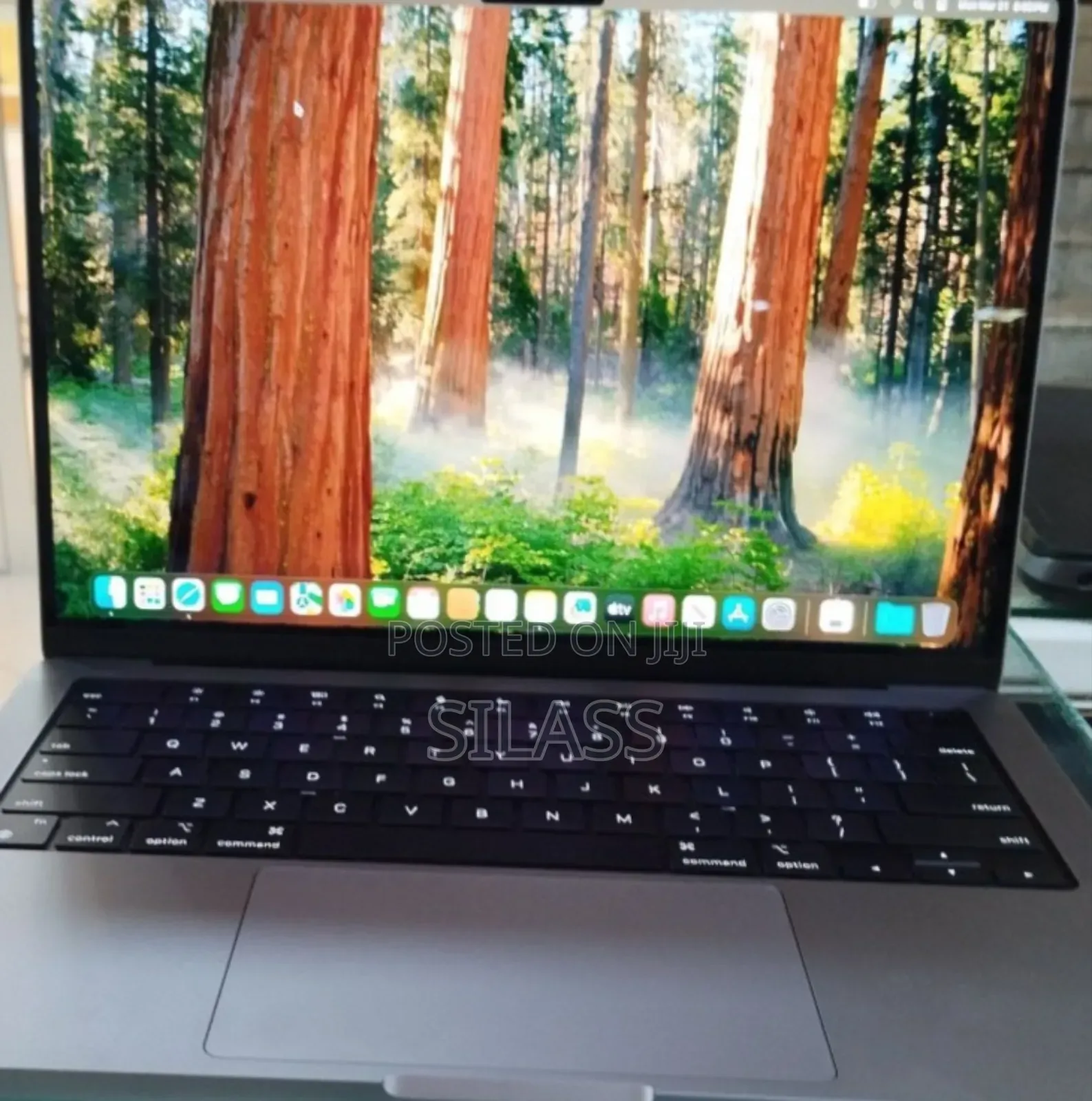 New Laptop Apple MacBook Pro M1 16GB Apple M1 SSD 1T