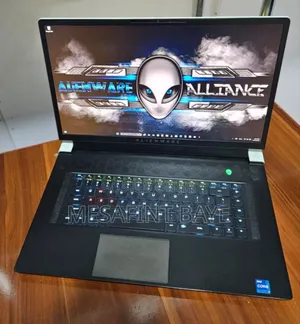 New Laptop Alienware M17x R2 16GB Intel Core I7 SSD 512GB