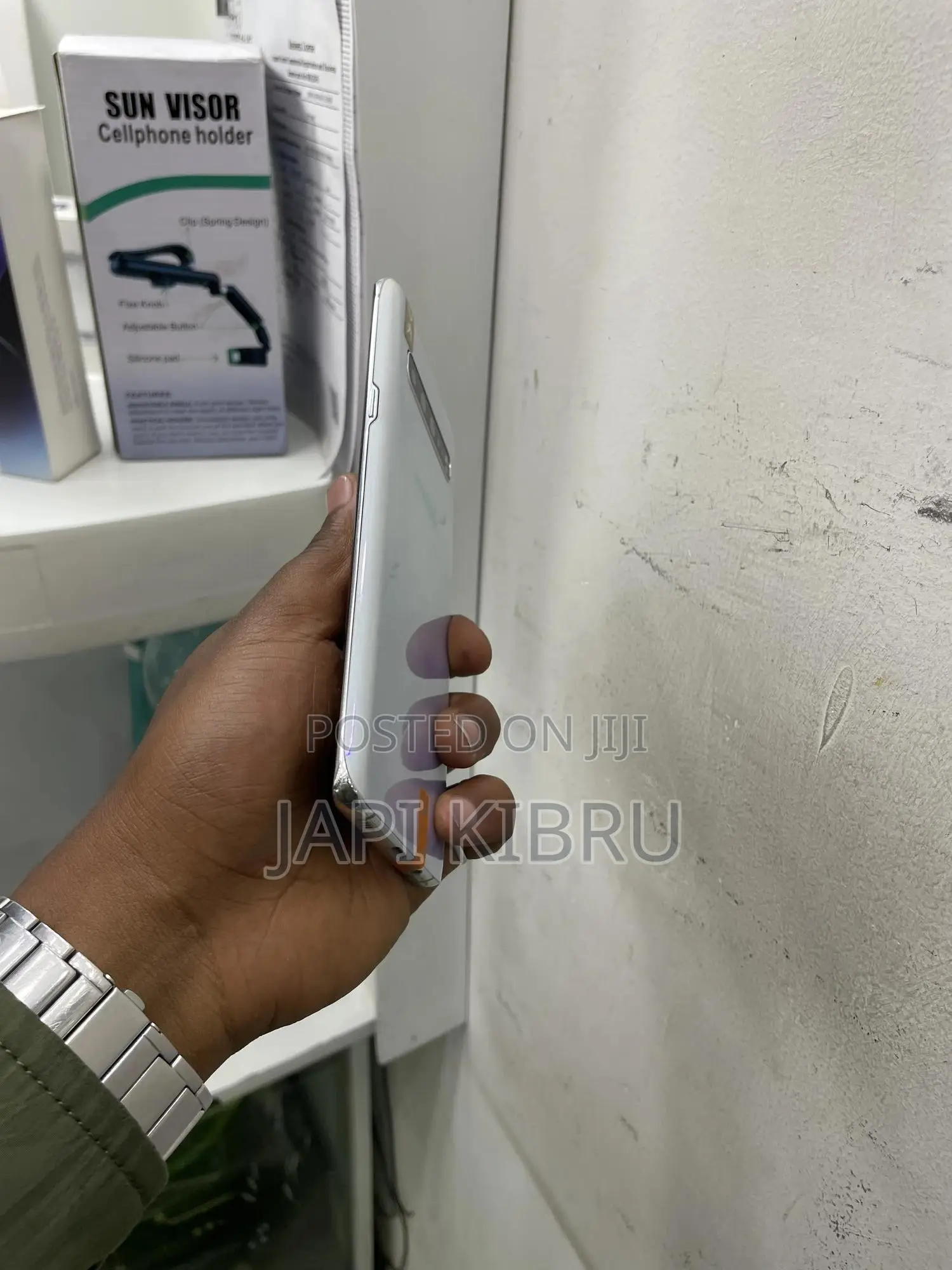 New Samsung Galaxy S10 5G 512 GB Silver