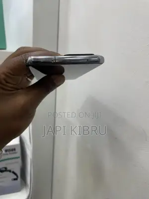 New Samsung Galaxy S20 Ultra 5G 256 GB Silver