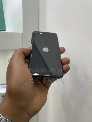 Apple iPhone SE (2020) 128 GB Black