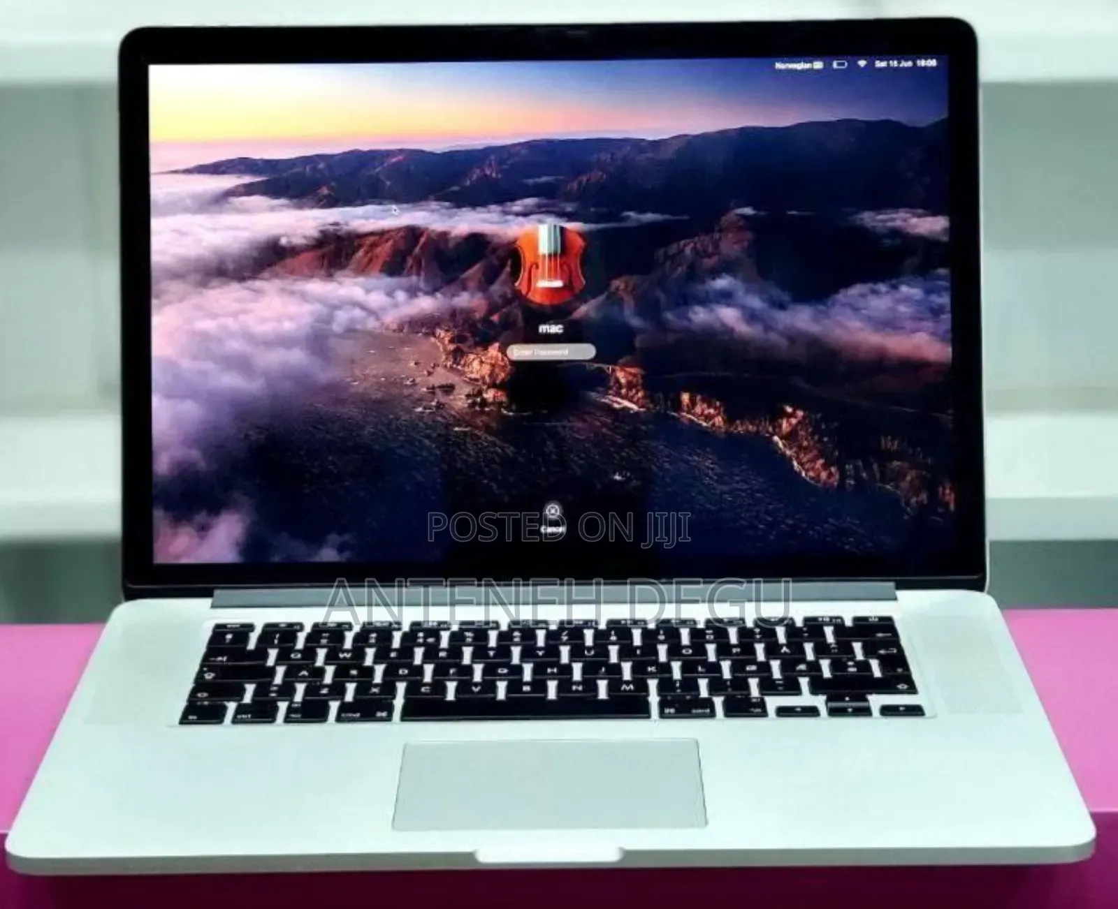 New Laptop Apple MacBook Pro 2015 16GB Intel Core I7 SSD 256GB