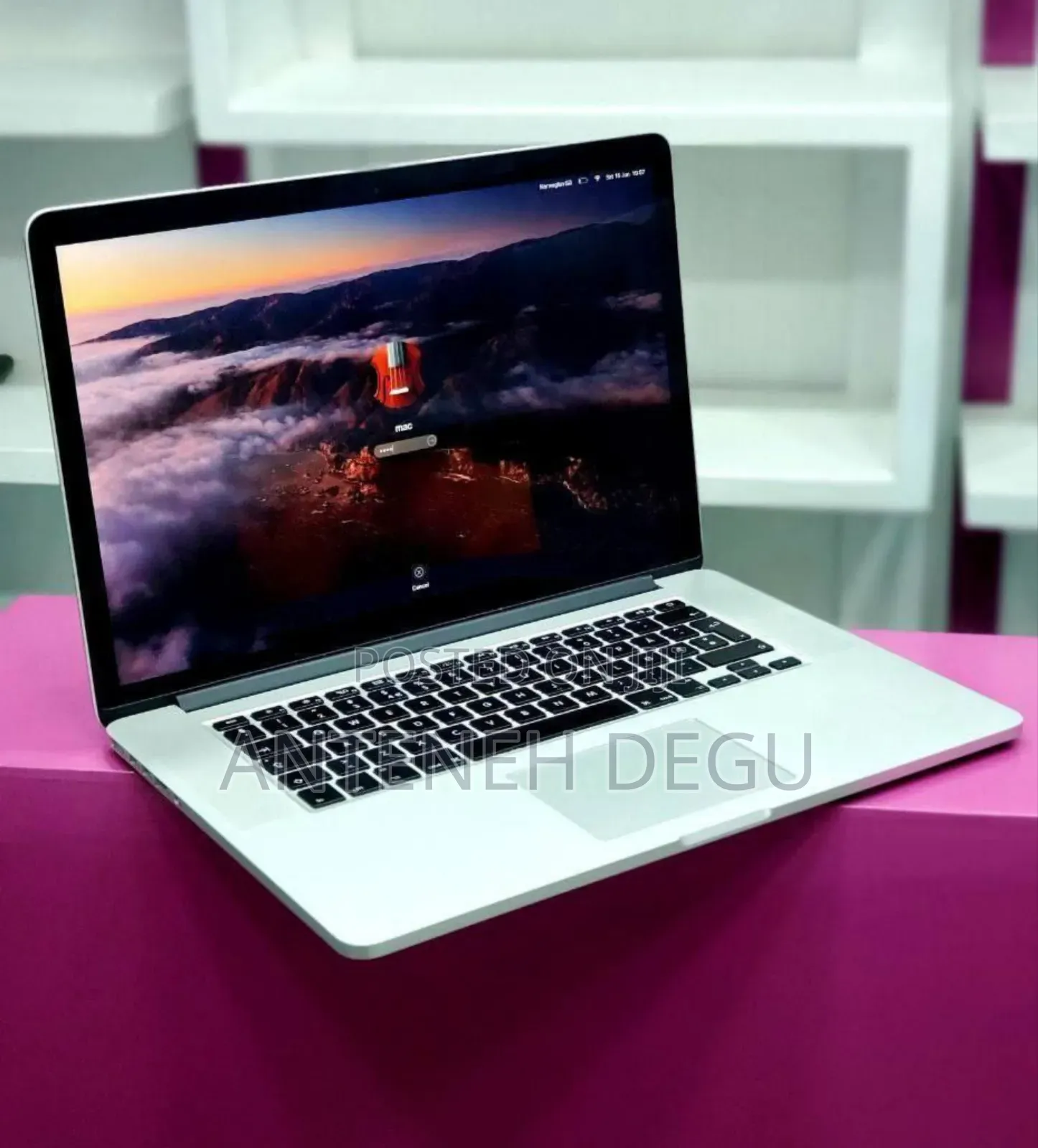 New Laptop Apple MacBook Pro 2015 16GB Intel Core I7 SSD 256GB