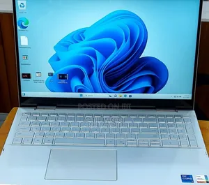 New Laptop Dell Inspiron 15 16GB Intel Core I7 SSD 512GB