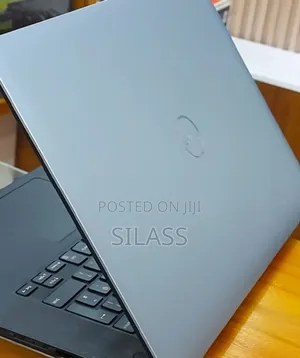 New Laptop Dell Precision 5540 32GB Intel Core I7 SSD 512GB