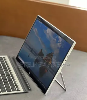 Photo - New Laptop HP Elite X2 G8 16GB Intel Core I7 SSD 512GB