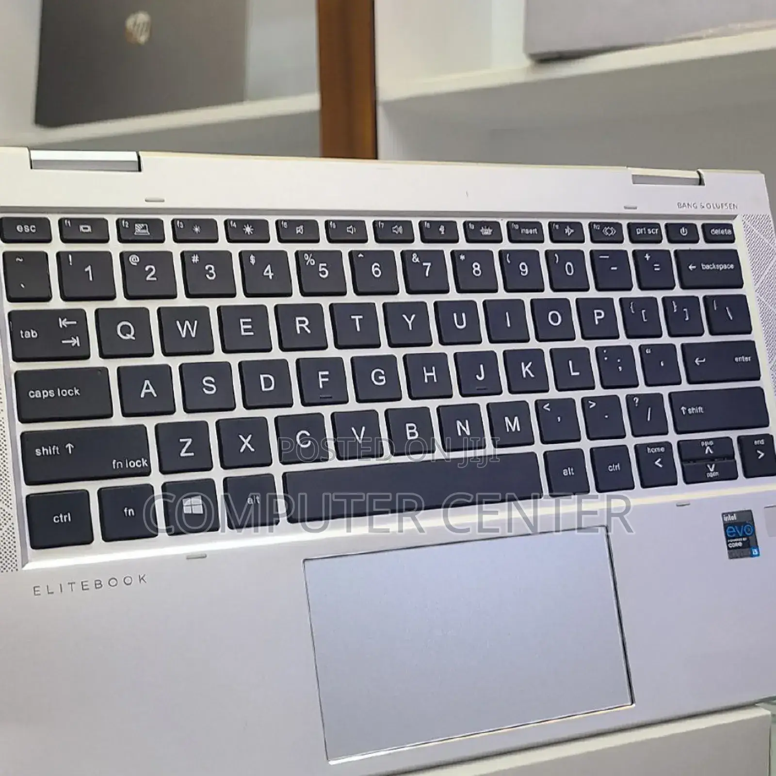 New Laptop HP EliteBook X360 1030 G8 16GB Intel Core I5 SSD 512GB