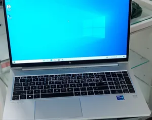 New Laptop HP EliteBook 840 G9 16GB Intel Core I7 SSD 512GB