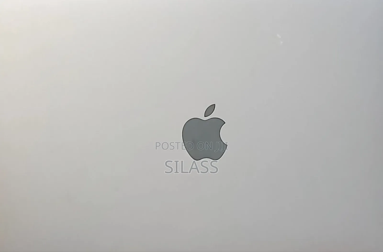 New Laptop Apple MacBook Pro 2022 M2 8GB Apple M2 SSD 256GB