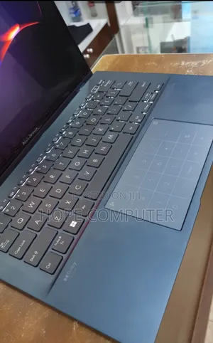 New Laptop Asus Zenbook Duo 14 16GB Intel Core I7 SSD 512GB