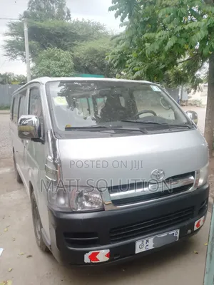 Photo - New Toyota HiAce 2007 Silver