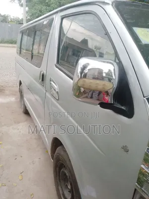 New Toyota HiAce 2007 Silver