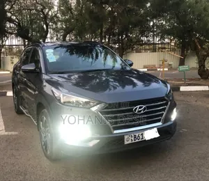 Photo - Hyundai Tucson 2019 Blue
