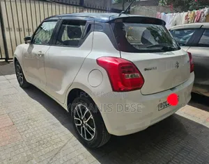 Suzuki Swift 2022 White