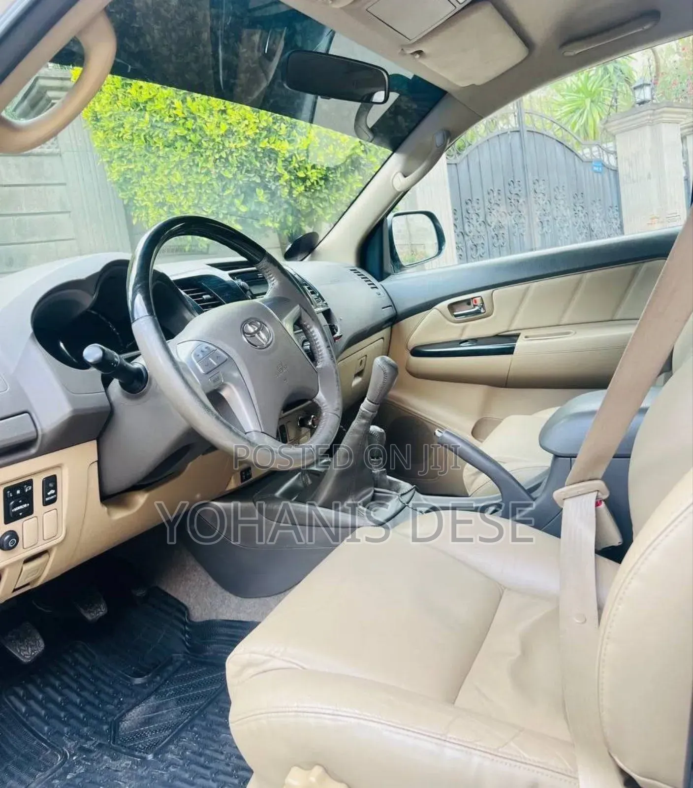 Toyota Fortuner 2012 Gray