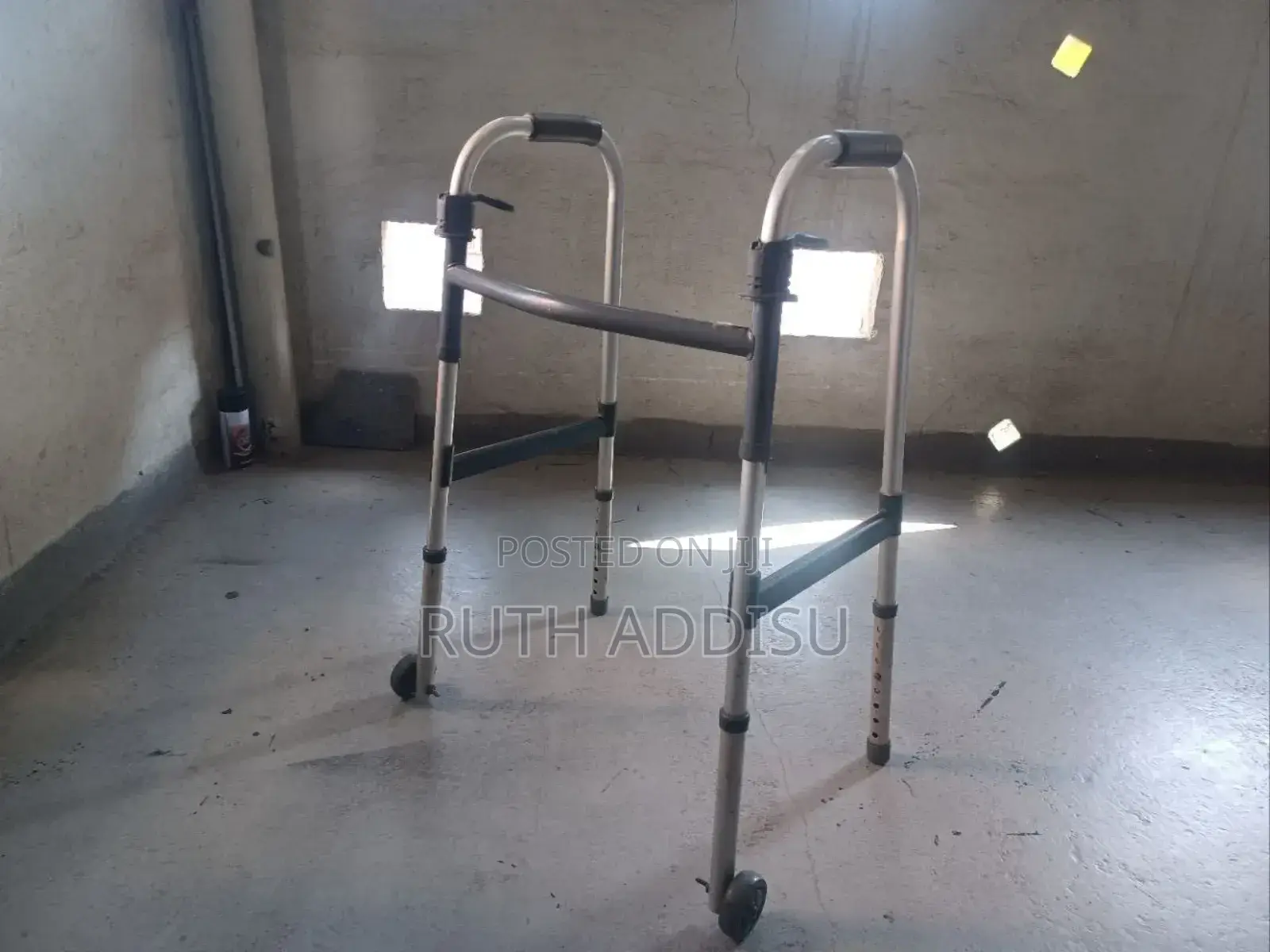 ወከር ዩዝድ Walker43walker66walker Medical Walker33walker