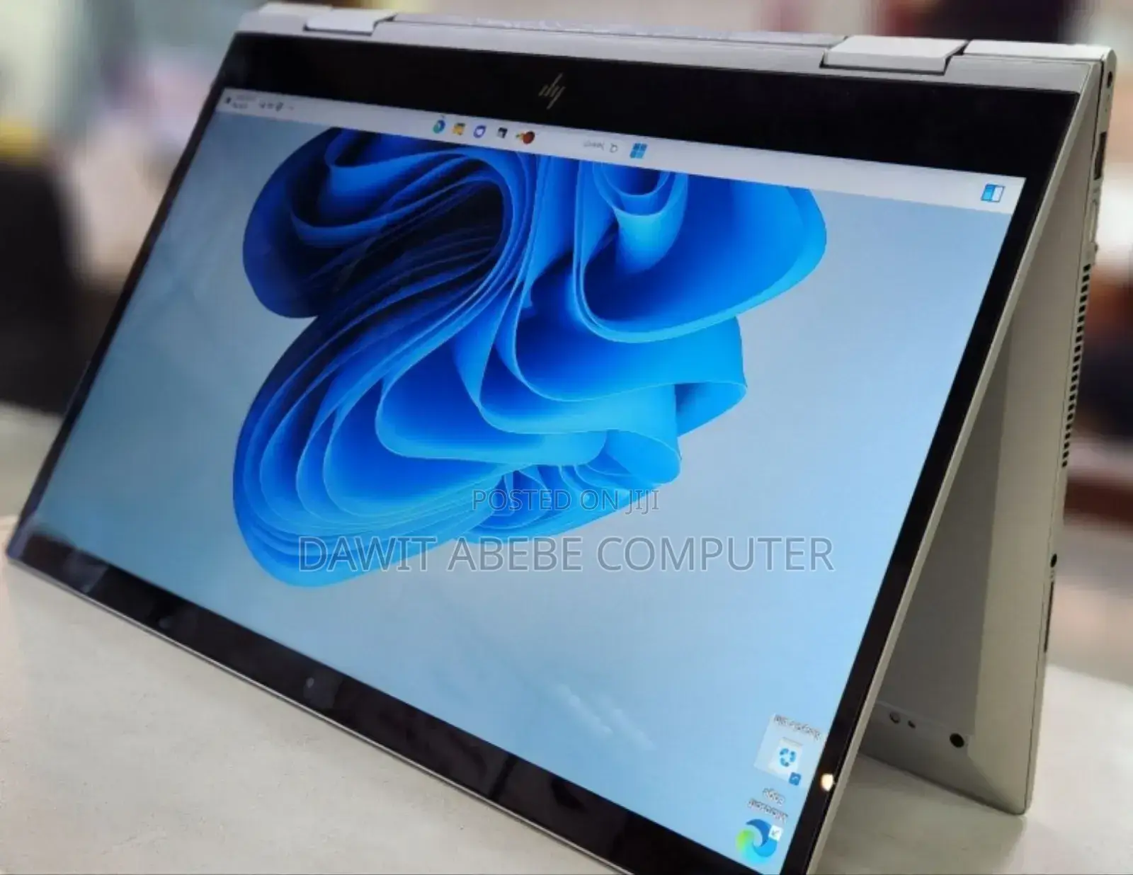 New Laptop HP Envy X360 12GB Intel Core I7 SSD 512GB