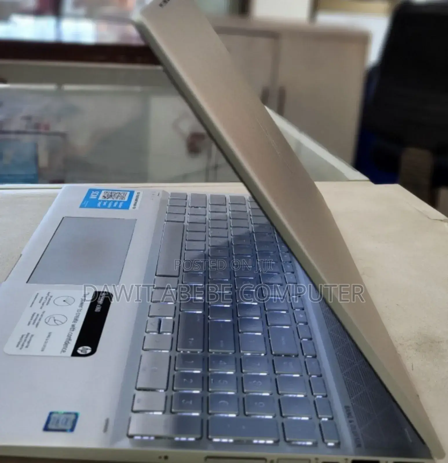 New Laptop HP Envy X360 12GB Intel Core I7 SSD 512GB