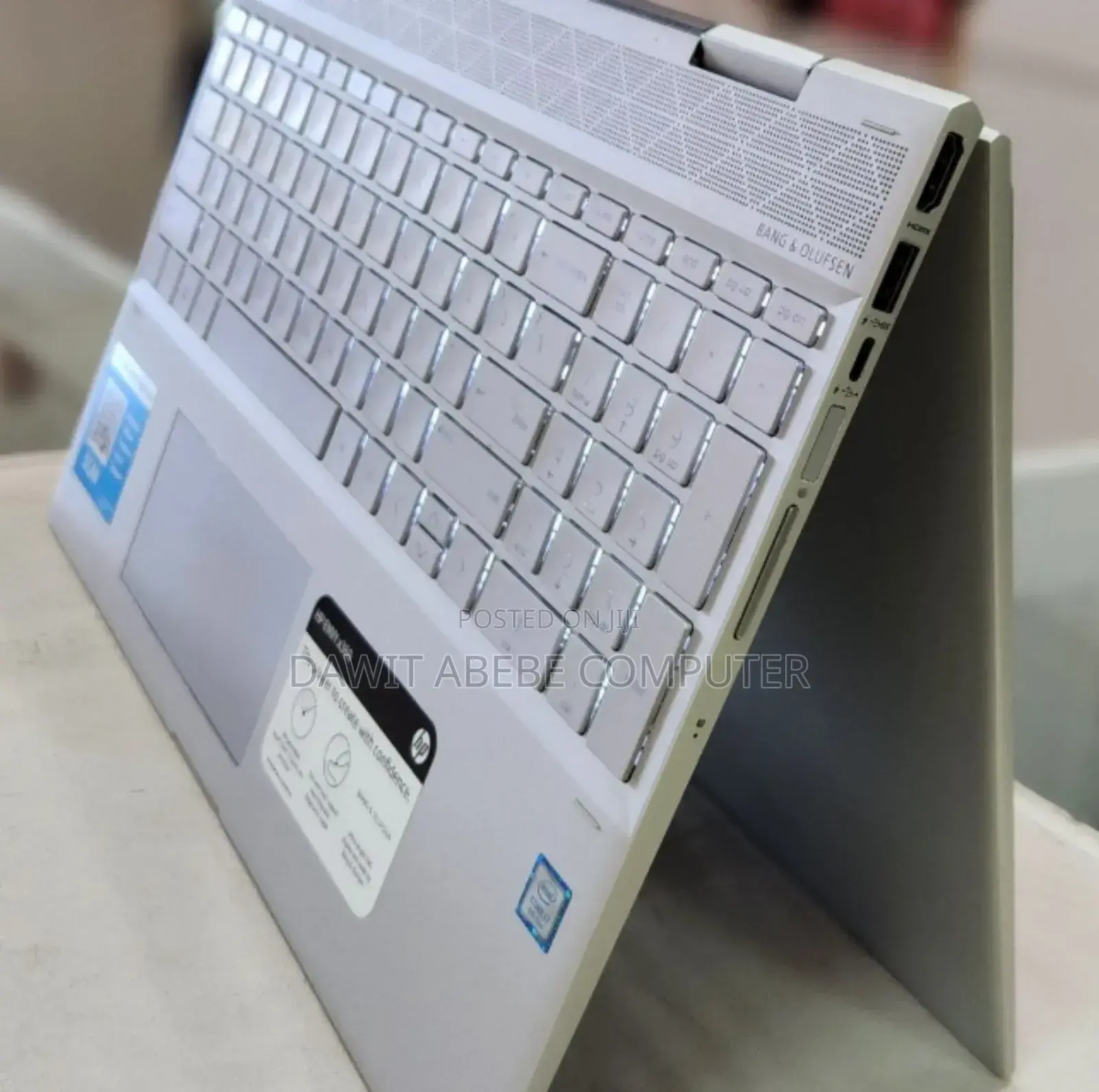 New Laptop HP Envy X360 12GB Intel Core I7 SSD 512GB