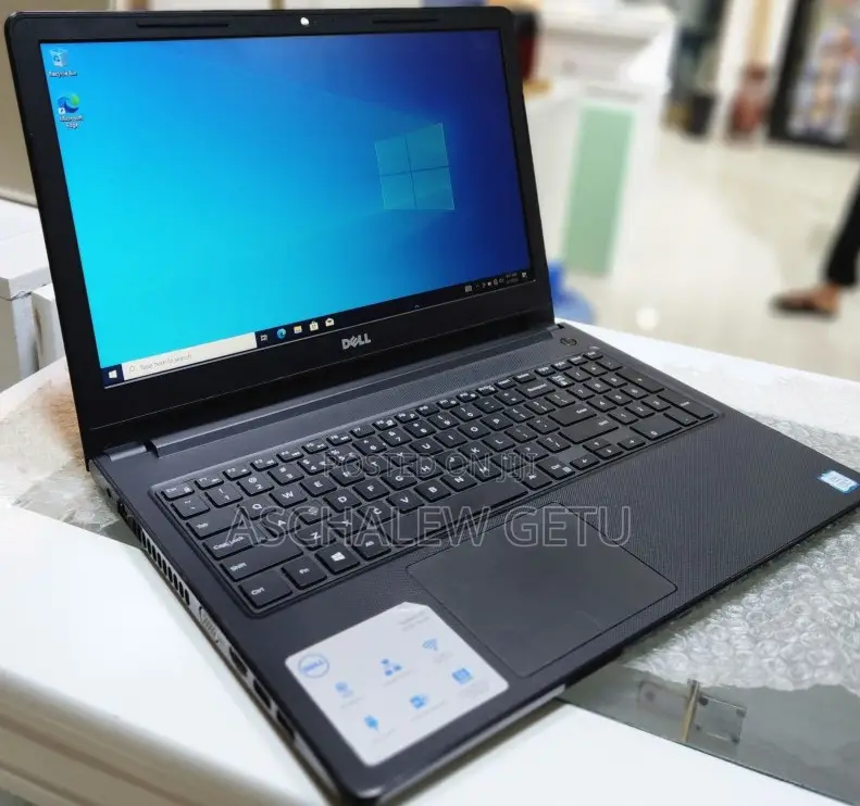 New Laptop Dell Vostro 1015 4GB Intel Core I5 SSD 512GB