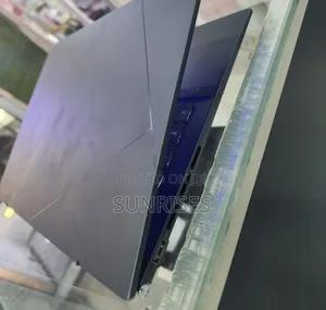 New Laptop Asus ZenBook 13 UX331UN 16GB Intel Core I7 SSD 512GB