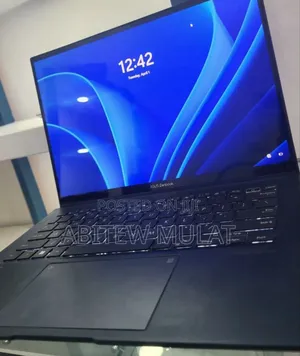 New Laptop Asus ZenBook Pro 15 UX580GE 16GB Intel Core I7 SSD 512GB