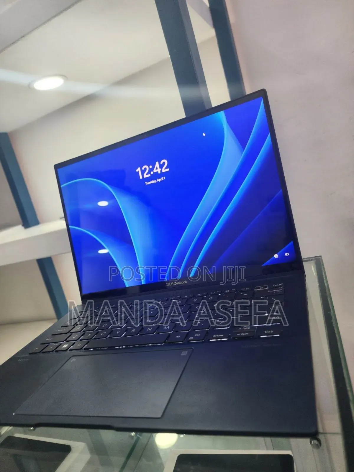 New Laptop Asus ZenBook 13 UX331UN 16GB Intel Core I7 SSD 512GB