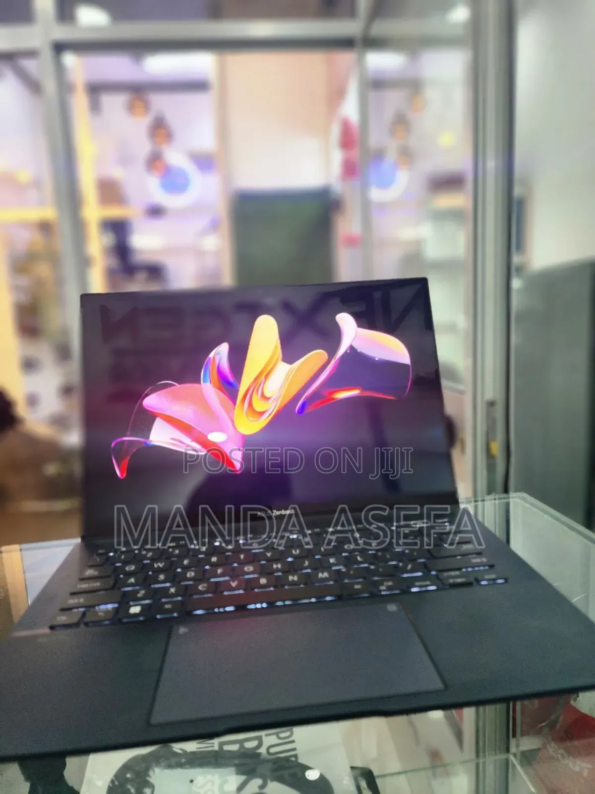 New Laptop Asus ZenBook 13 UX331UN 16GB Intel Core I7 SSD 512GB