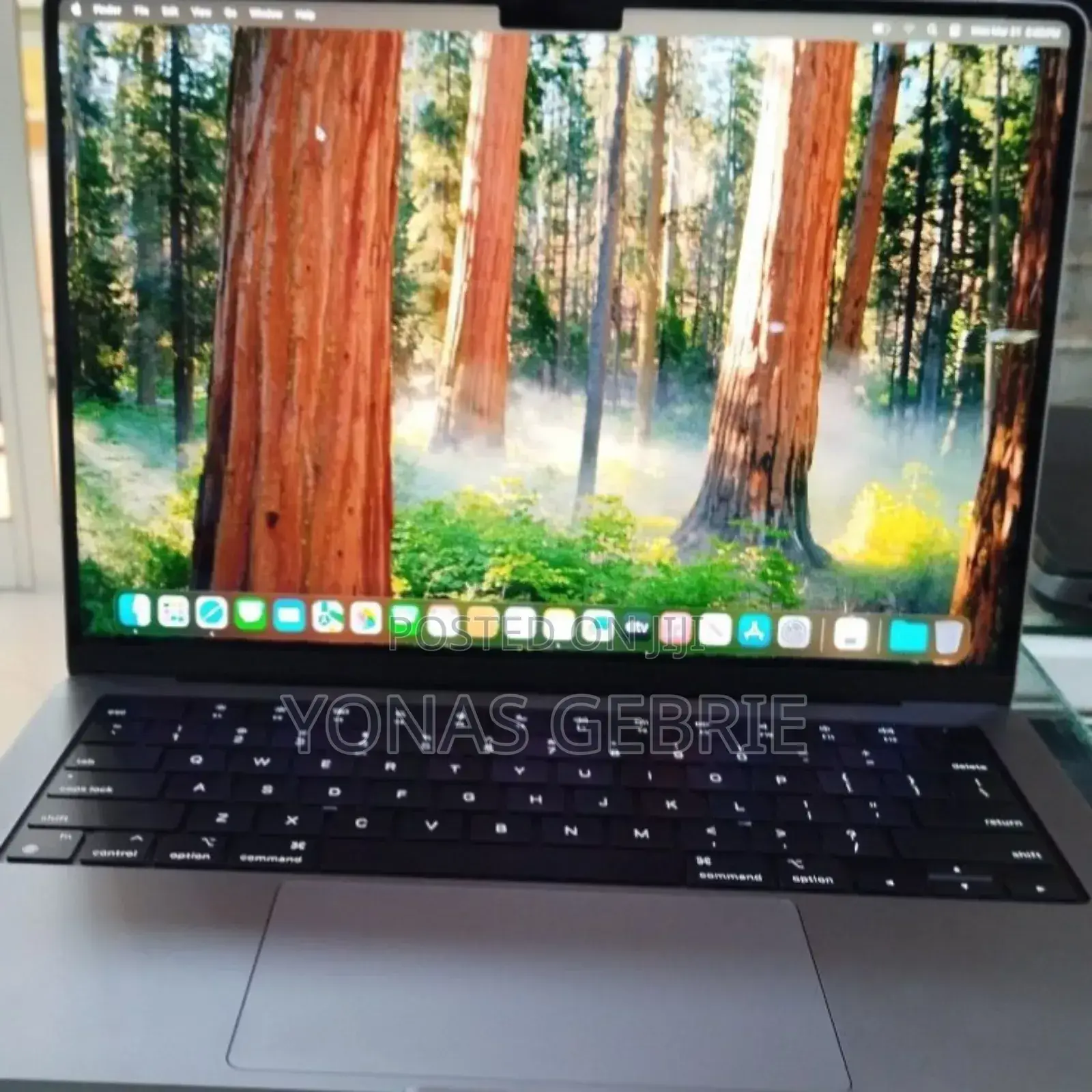 New Laptop Apple MacBook Pro 2020 M1 16GB Apple M1 SSD 1T