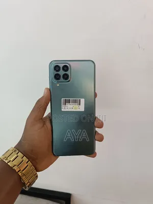 New Samsung Galaxy M33 5G 128 GB Orange