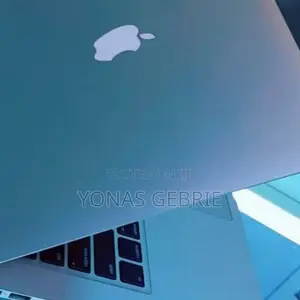 New Laptop Apple MacBook Air 2014 4GB Intel Core I5 SSD 128GB