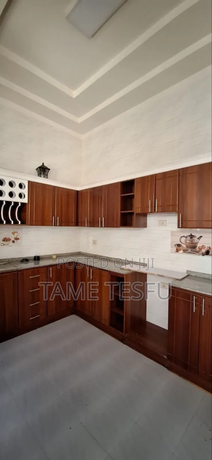 Furnished 4bdrm Villa in Hayat, Bole for sale