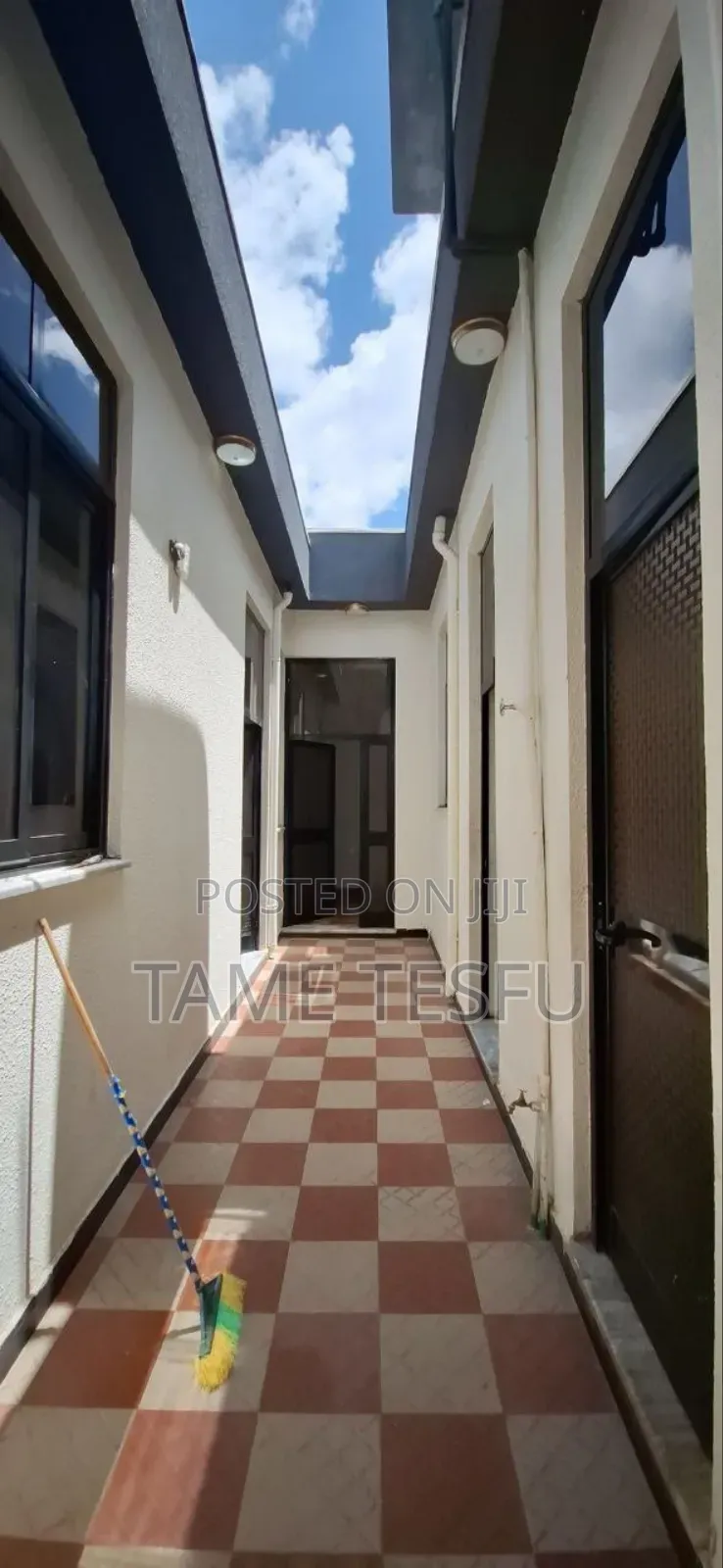 Furnished 4bdrm Villa in Hayat, Bole for sale