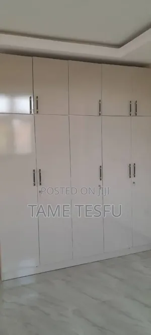 Furnished 8bdrm House in Cmc 43Mill Bank, Bole for sale